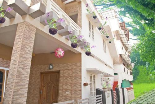 The Niyanest Apartment Kochi Bagian luar foto
